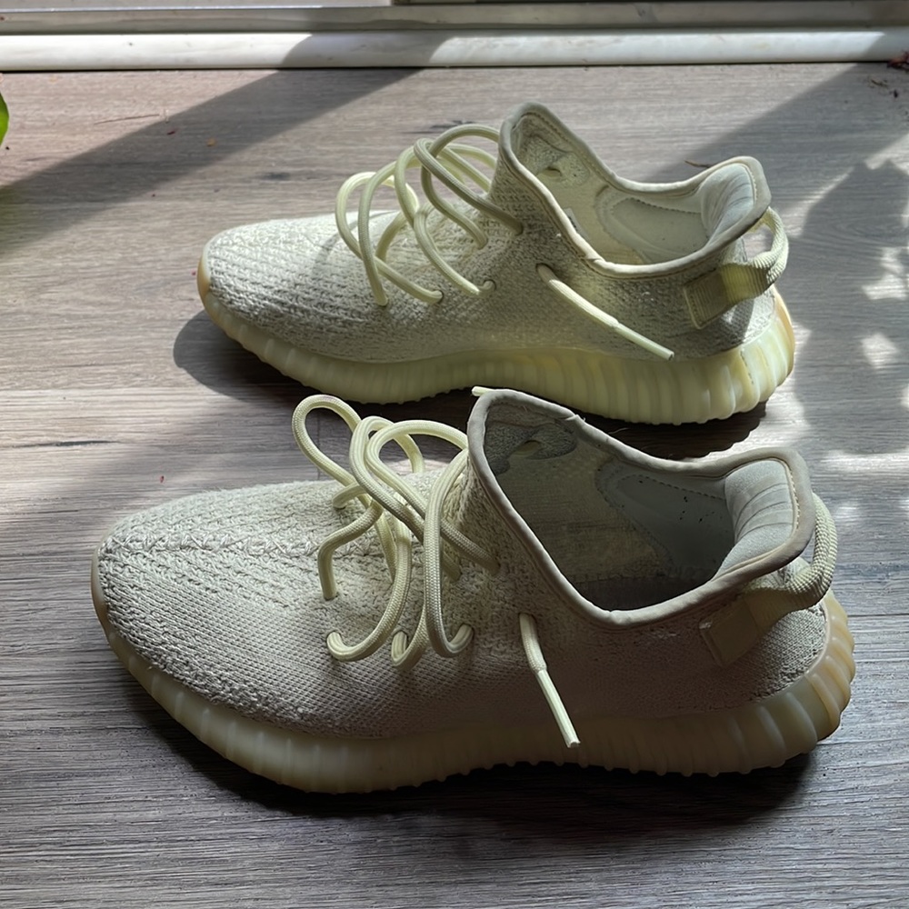 Yeezy 350 butter size 6.5 men’s - Picture 3 of 7